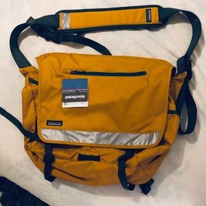 Patagonia Half Mass Courier Bag it Messenger Bag